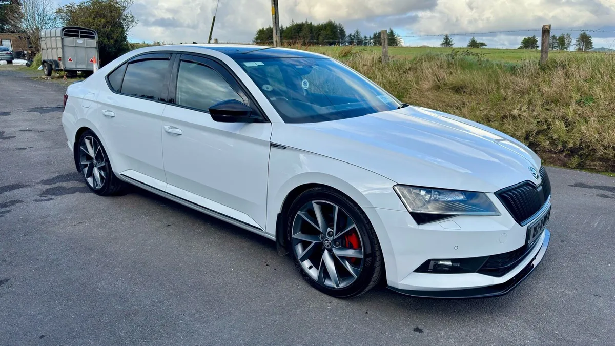 Skoda Superb Sportline 2018 - Image 1