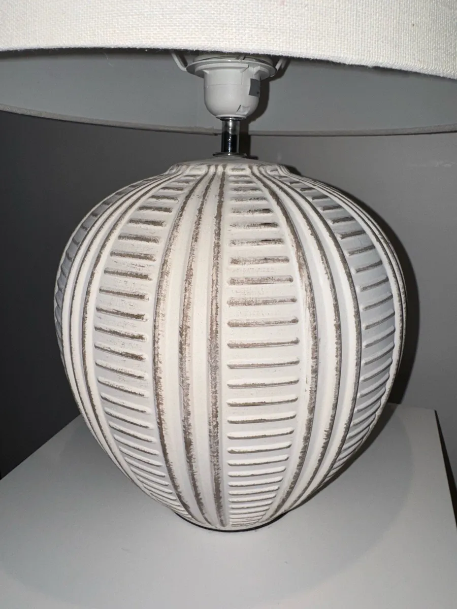 Table Lamp - Image 2