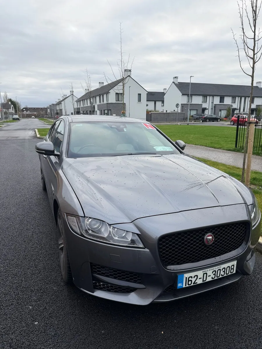 Jaguar XF R-Sport 2016 - Luxury & Sport - Image 1