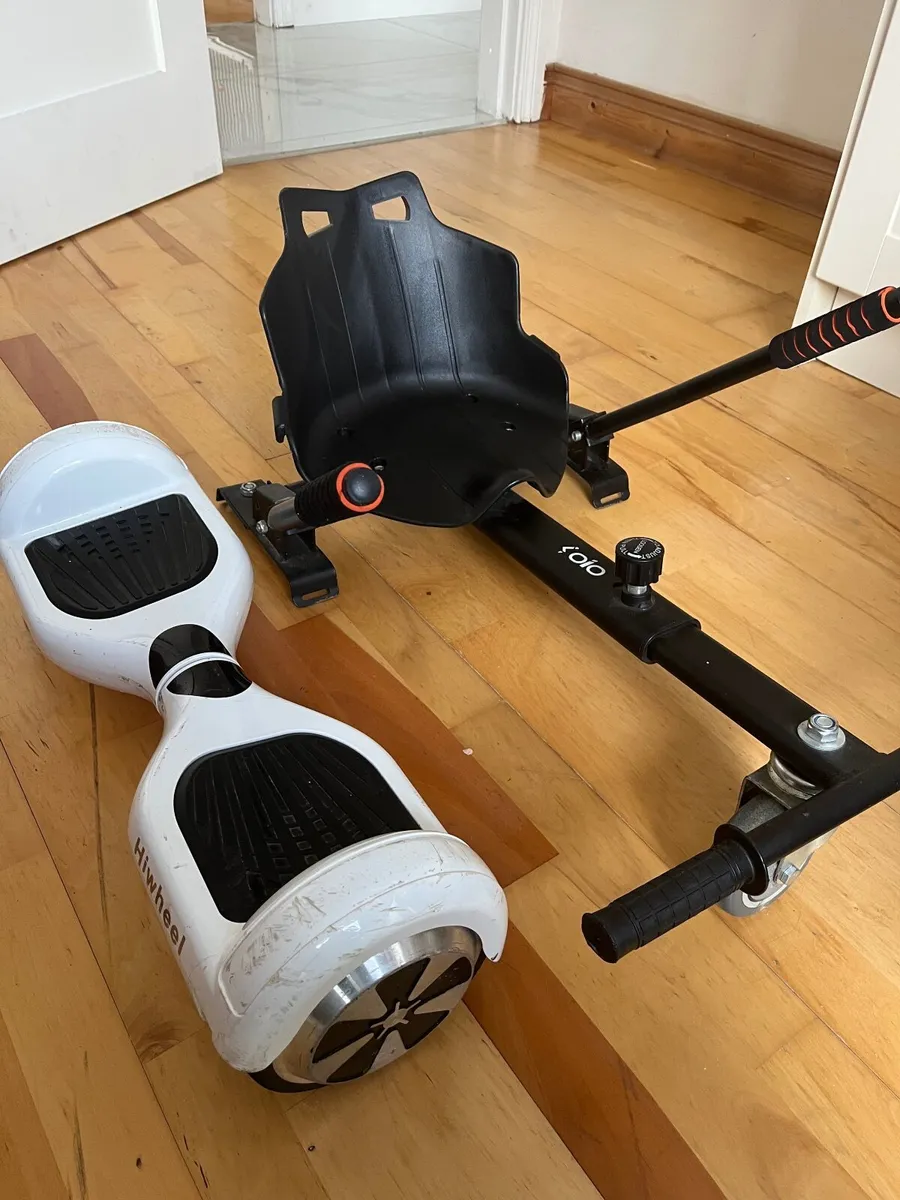 Hover board and seat - Image 1