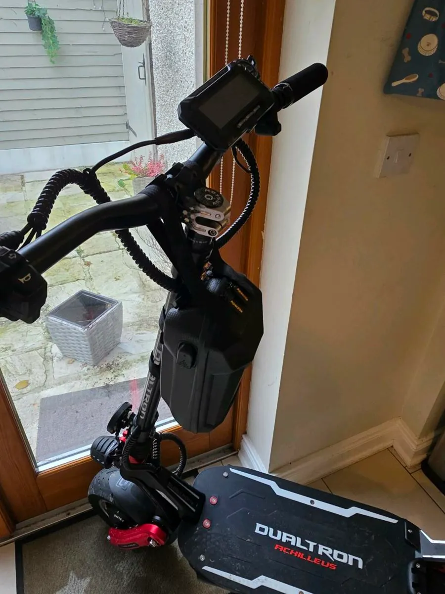 Dualtron Achilleus Electric Scooter 35Ah LG (2024 - Image 3