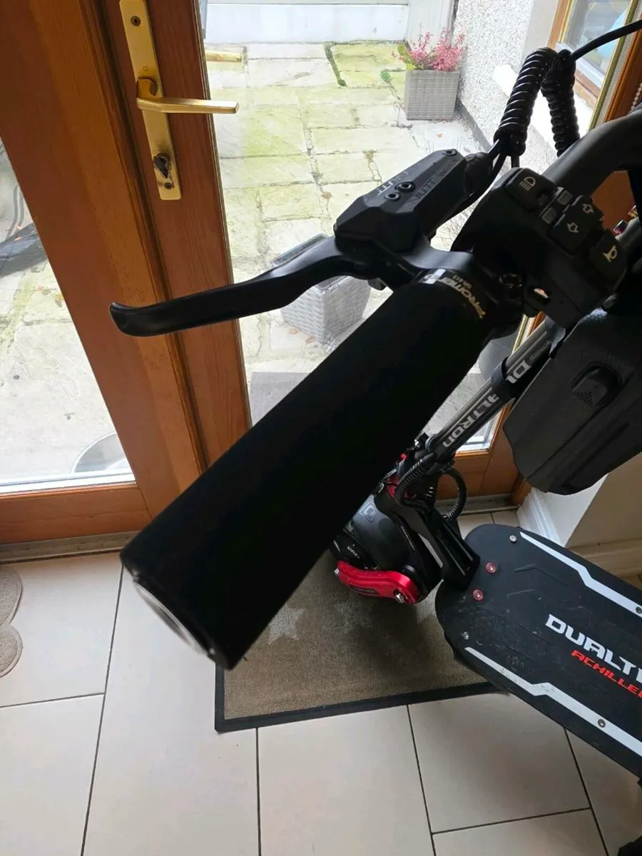 Dualtron Achilleus Electric Scooter 35Ah LG (2024 - Image 4