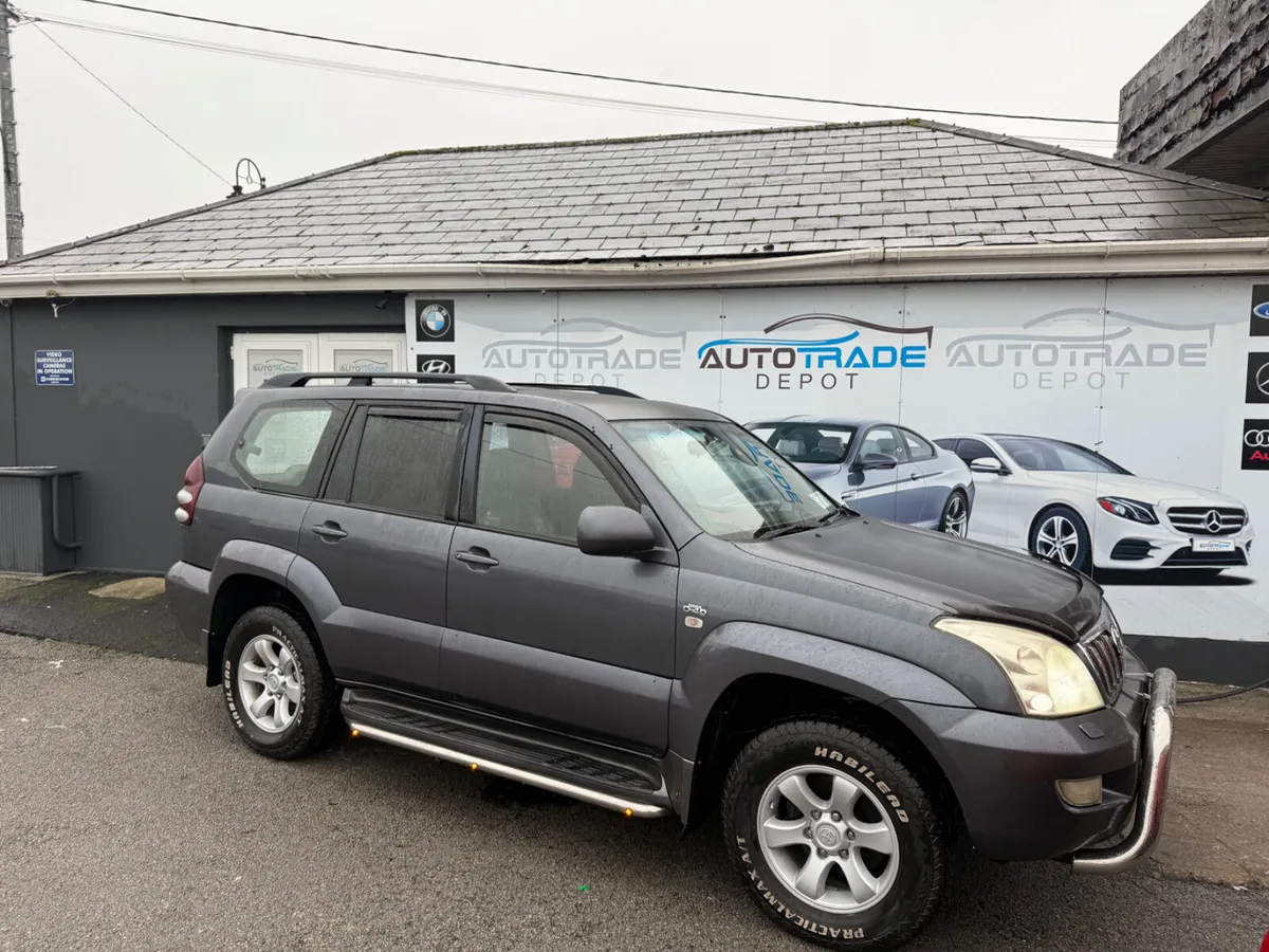 TOYOTA LANDCRUISER CREW CAB - Image 4