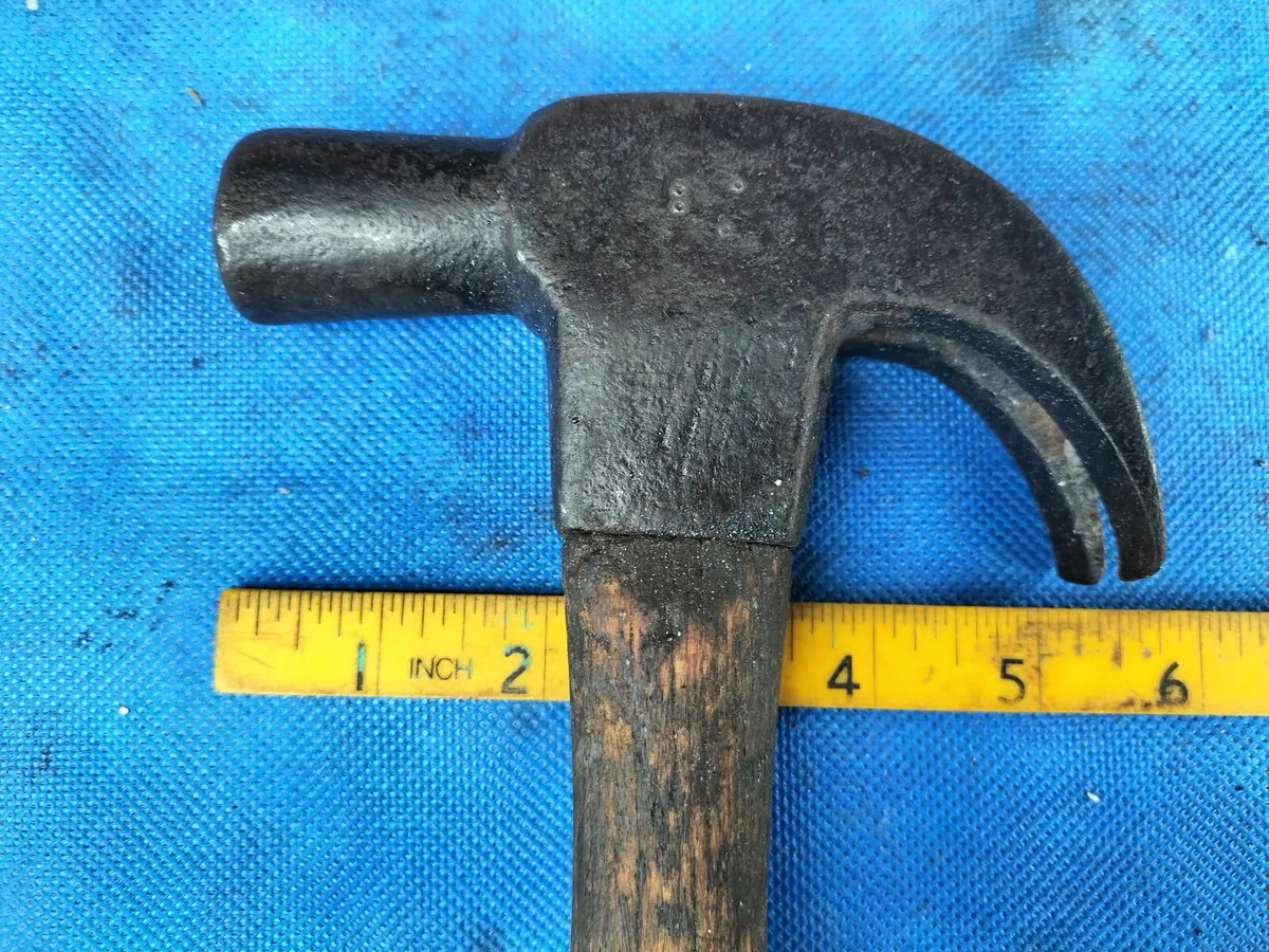 24oz Claw Hammer - Image 3