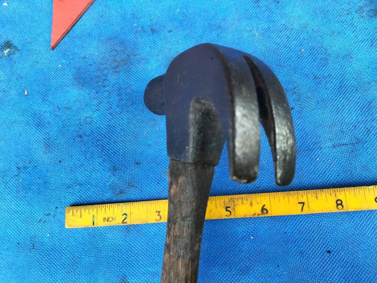 24oz Claw Hammer - Image 4