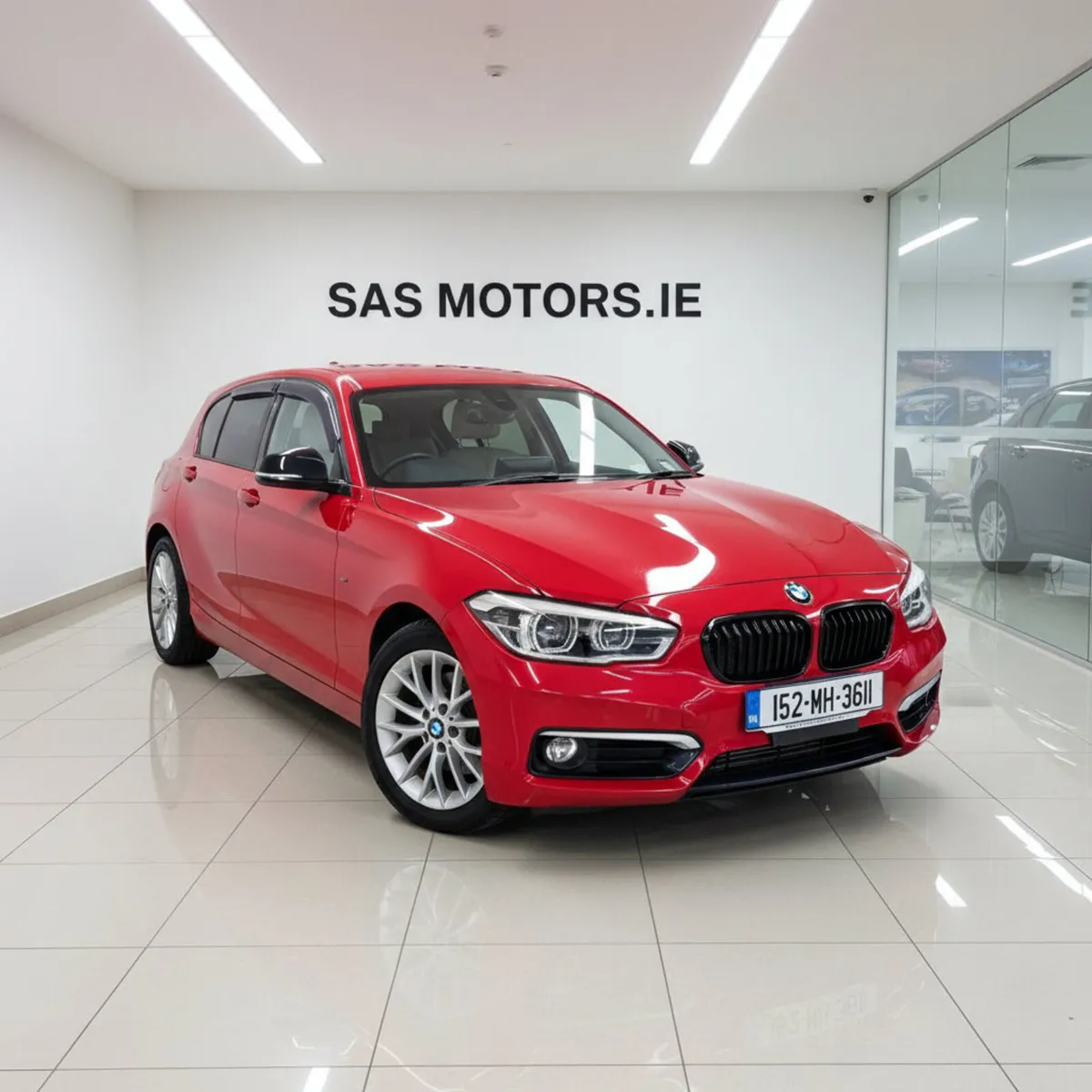 BMW 118i Automatic - Image 1