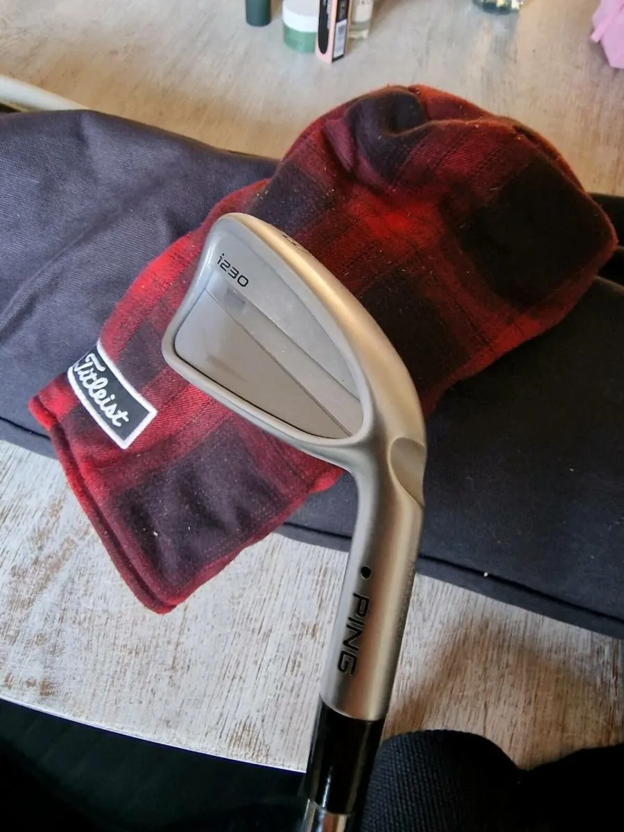 Ping i230 3 iron - Image 1