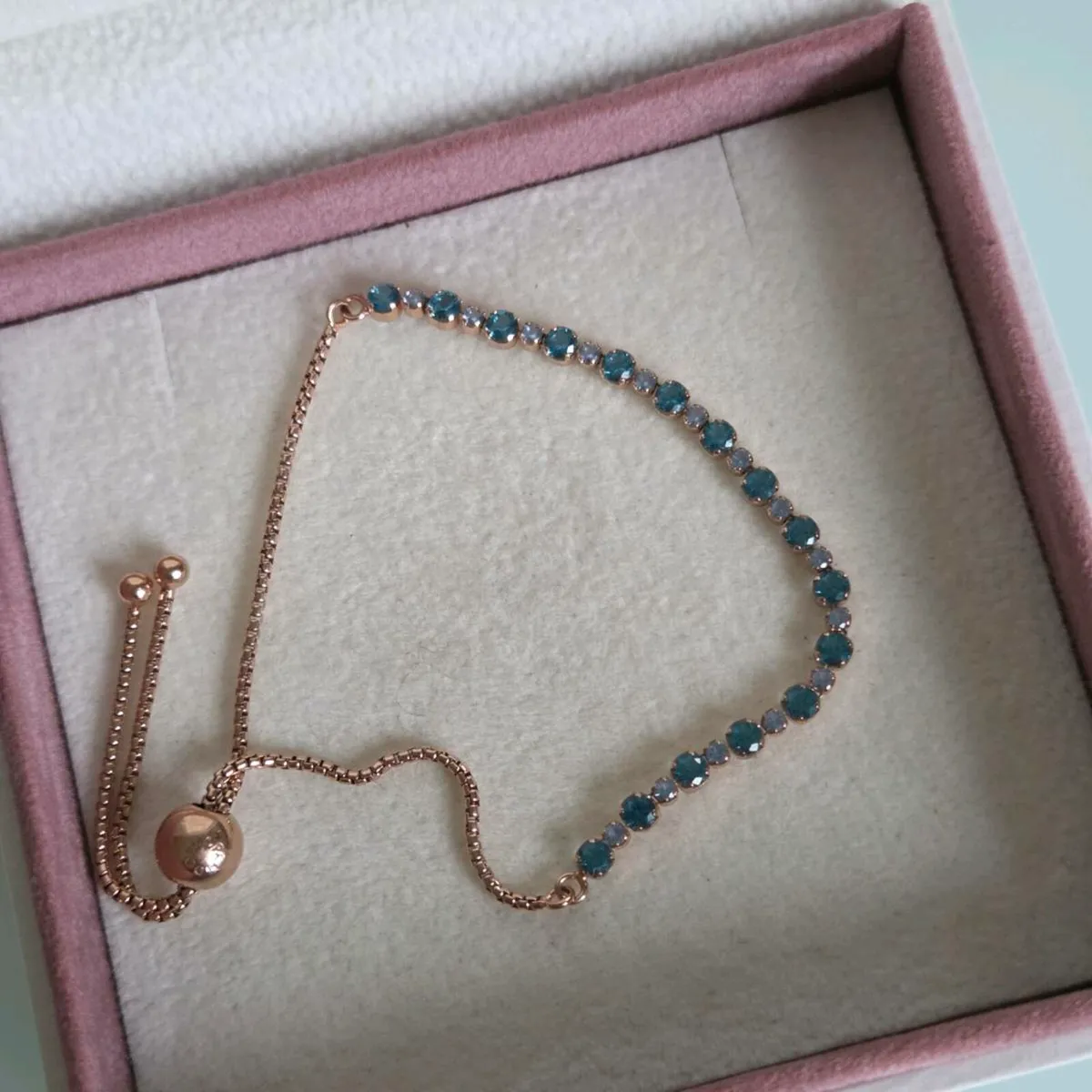 Pandora bracelet rose gold stones sparkling green - Image 1