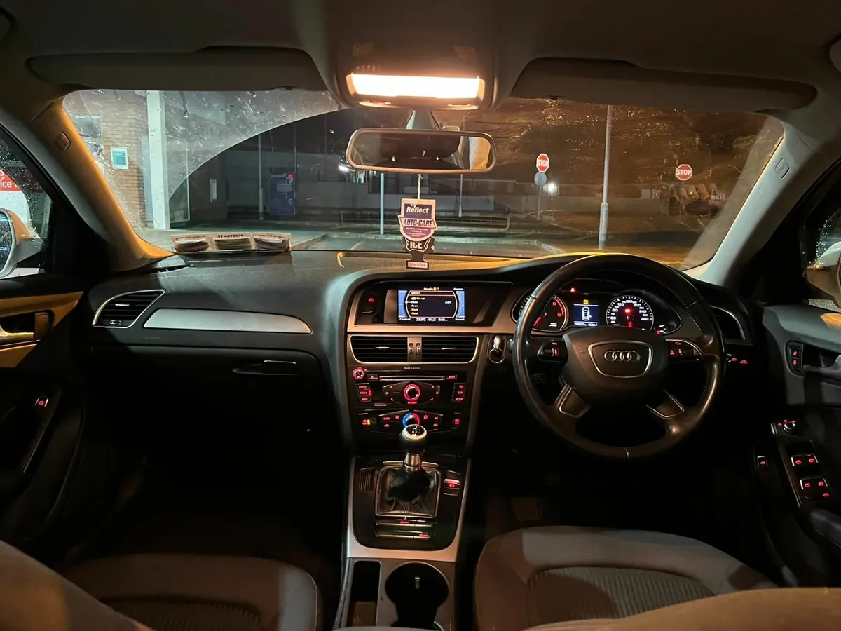 Audi A4 2013 - Image 4