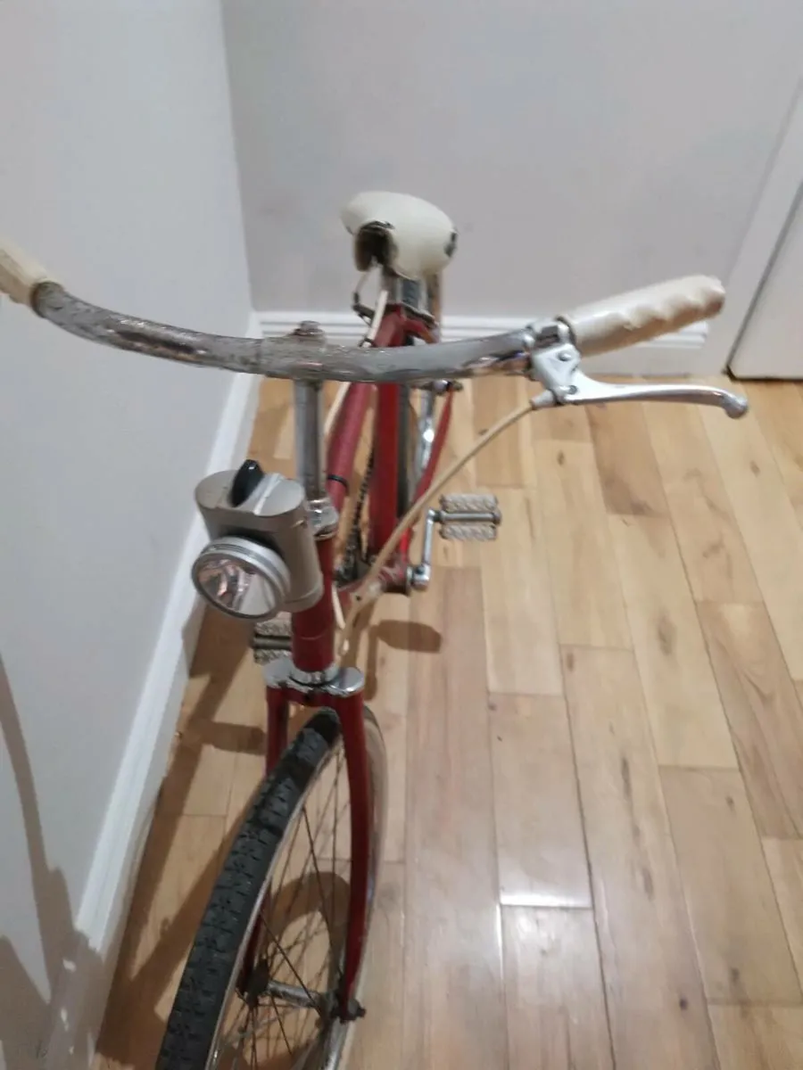 Old vintage child's bicycle - Image 4