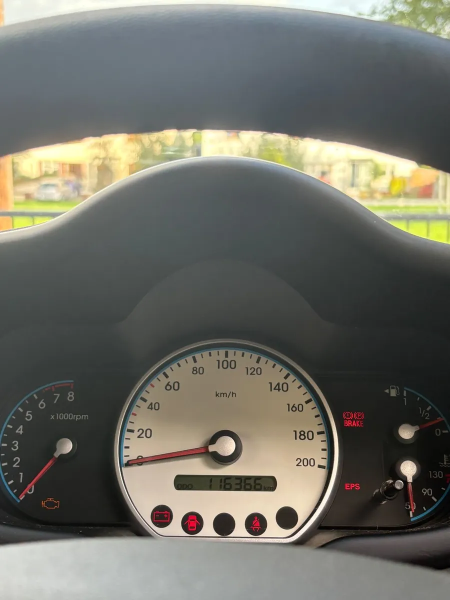 Hyundai i10 2010 - Image 3