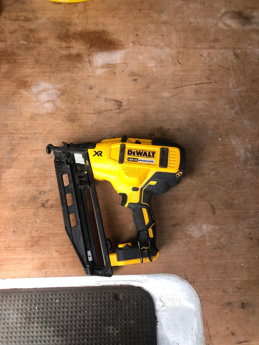 Dewalt 2nd fix nail gun - Image 1
