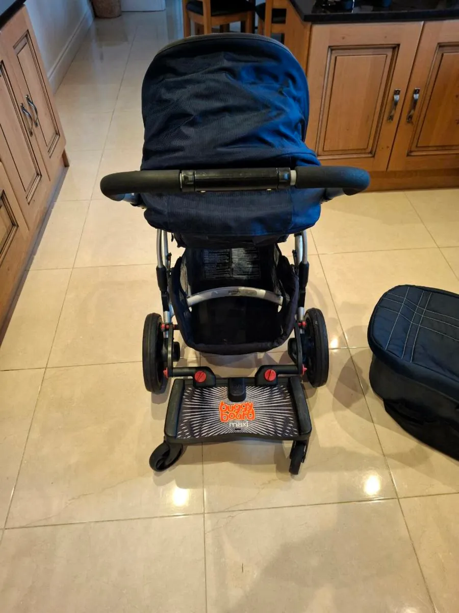 Uppababy Vista Pushchair + Carrycot - Image 4
