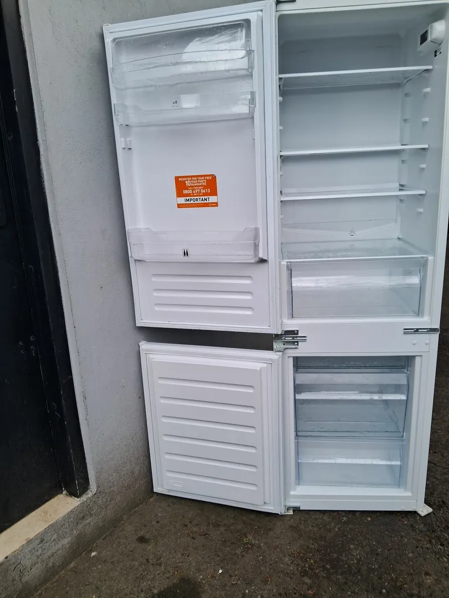 YEAR OLD INTEGRETED FRIDGE AND FREEZER - Image 4