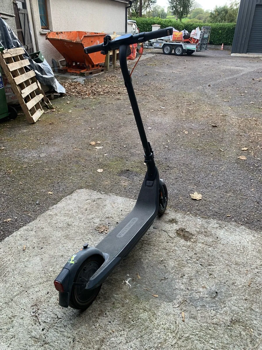Electric scooter - Image 4