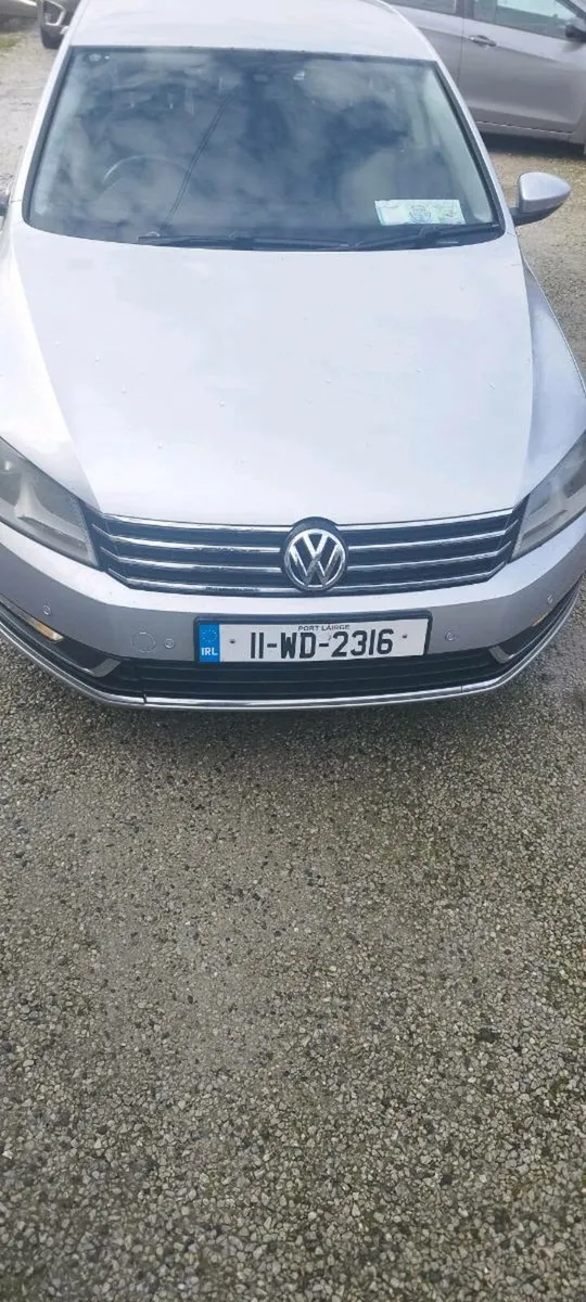 VW Passat 2011 - Image 1