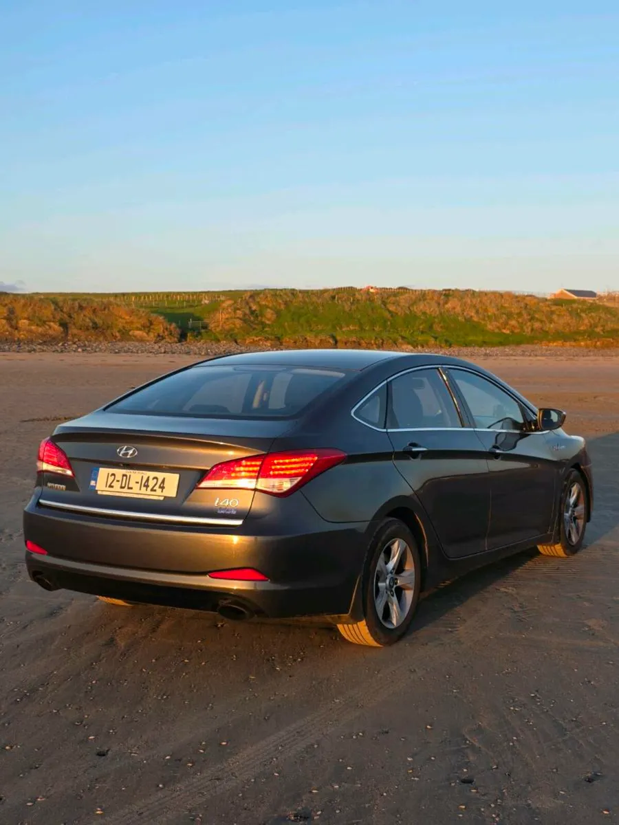 Cars 2012 Hyundai i40 - Image 4