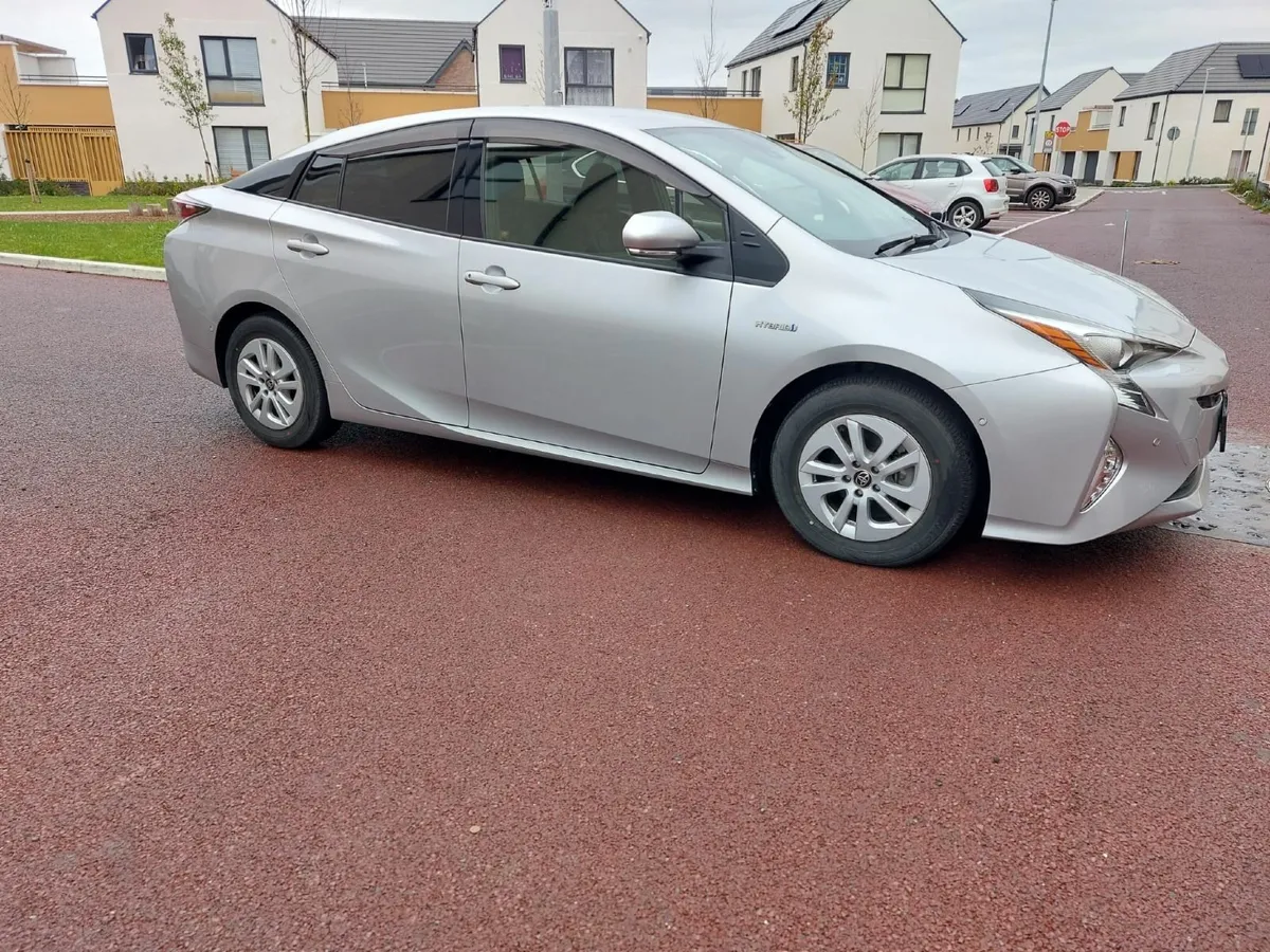 Prius, 2019, 8200km, NCT until 11/2027 - Image 2