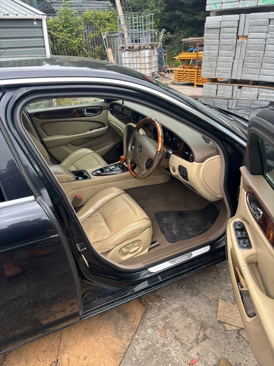 Jaguar XJ Brand new NCT - Image 3