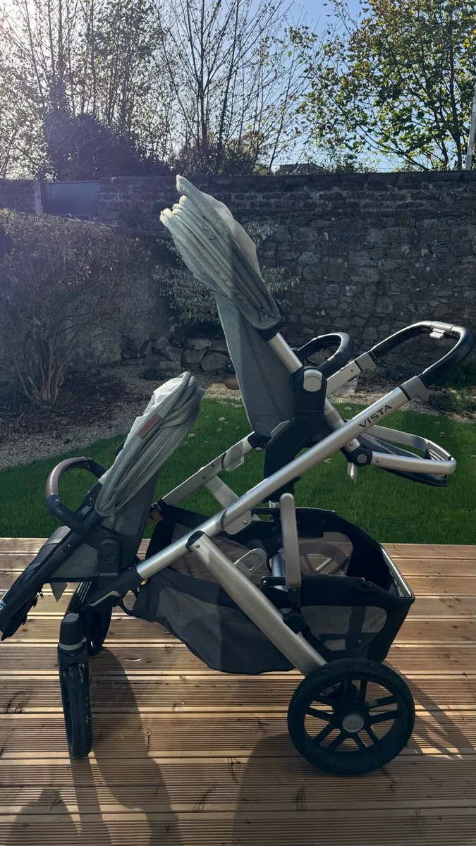 Vista V2 Pram/Carrycot & Rumble Seat - Image 2
