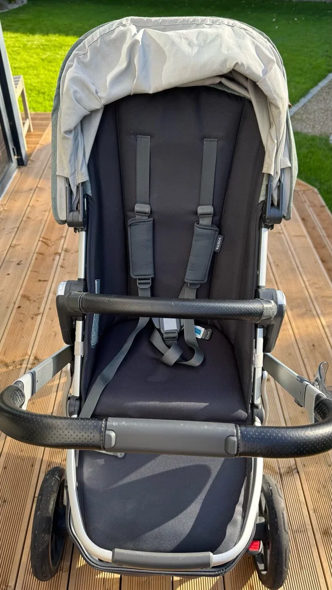 Vista V2 Pram/Carrycot & Rumble Seat - Image 4