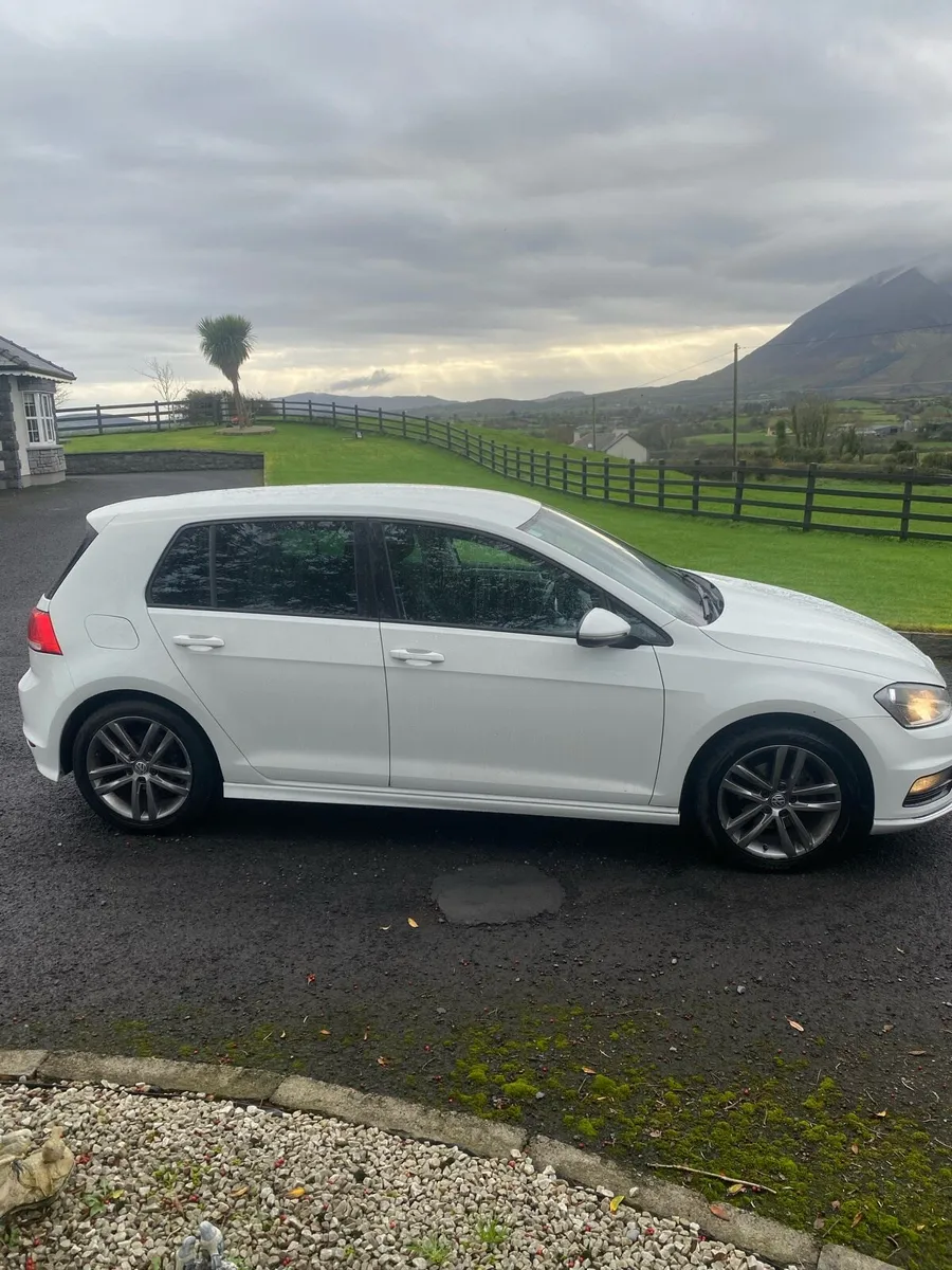 Volkswagen Golf (152) R-Line Auto - Image 2