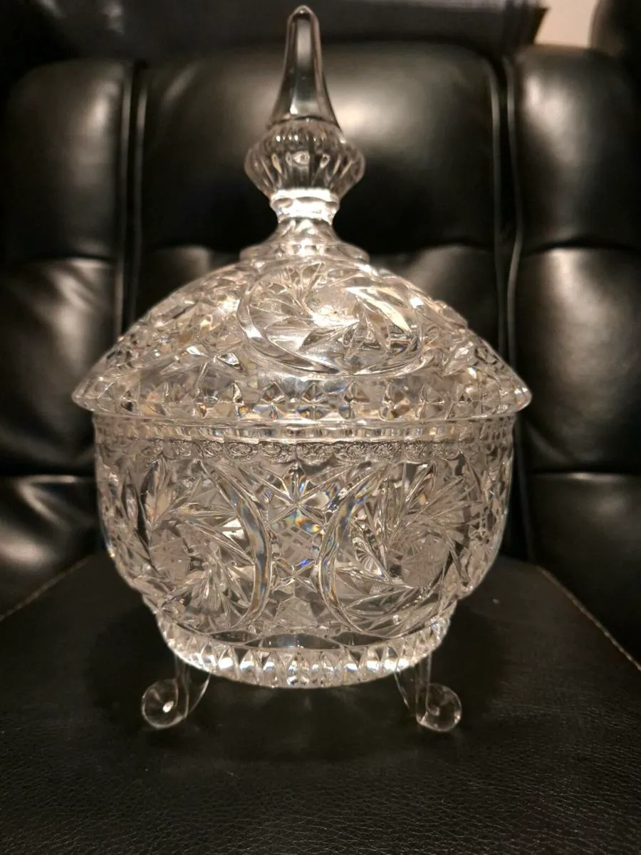Stunning Vintage heavy Crystal Sweet/Cookie dish - Image 3