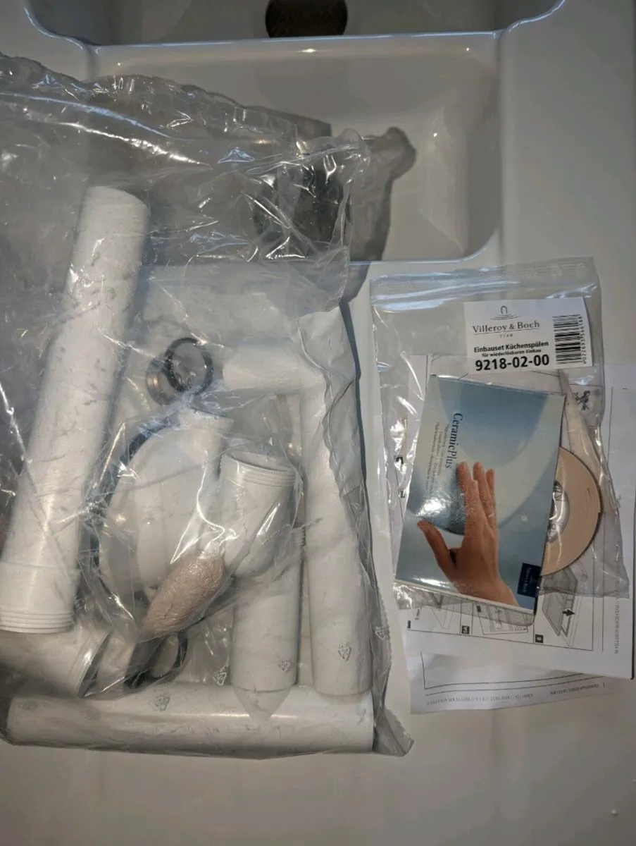 Villeroy & Boch Architectura Ceramic Kitchen Sink - Image 3