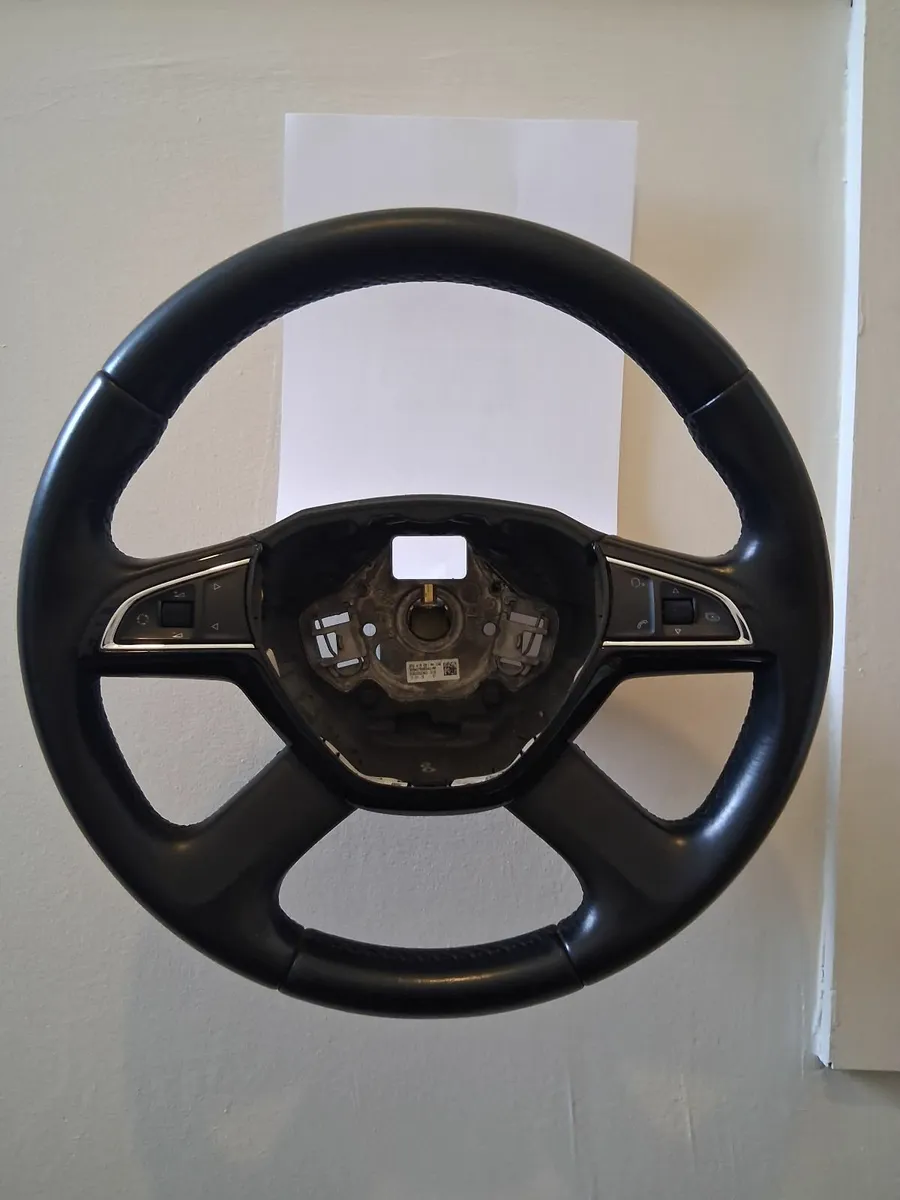 Steering wheel