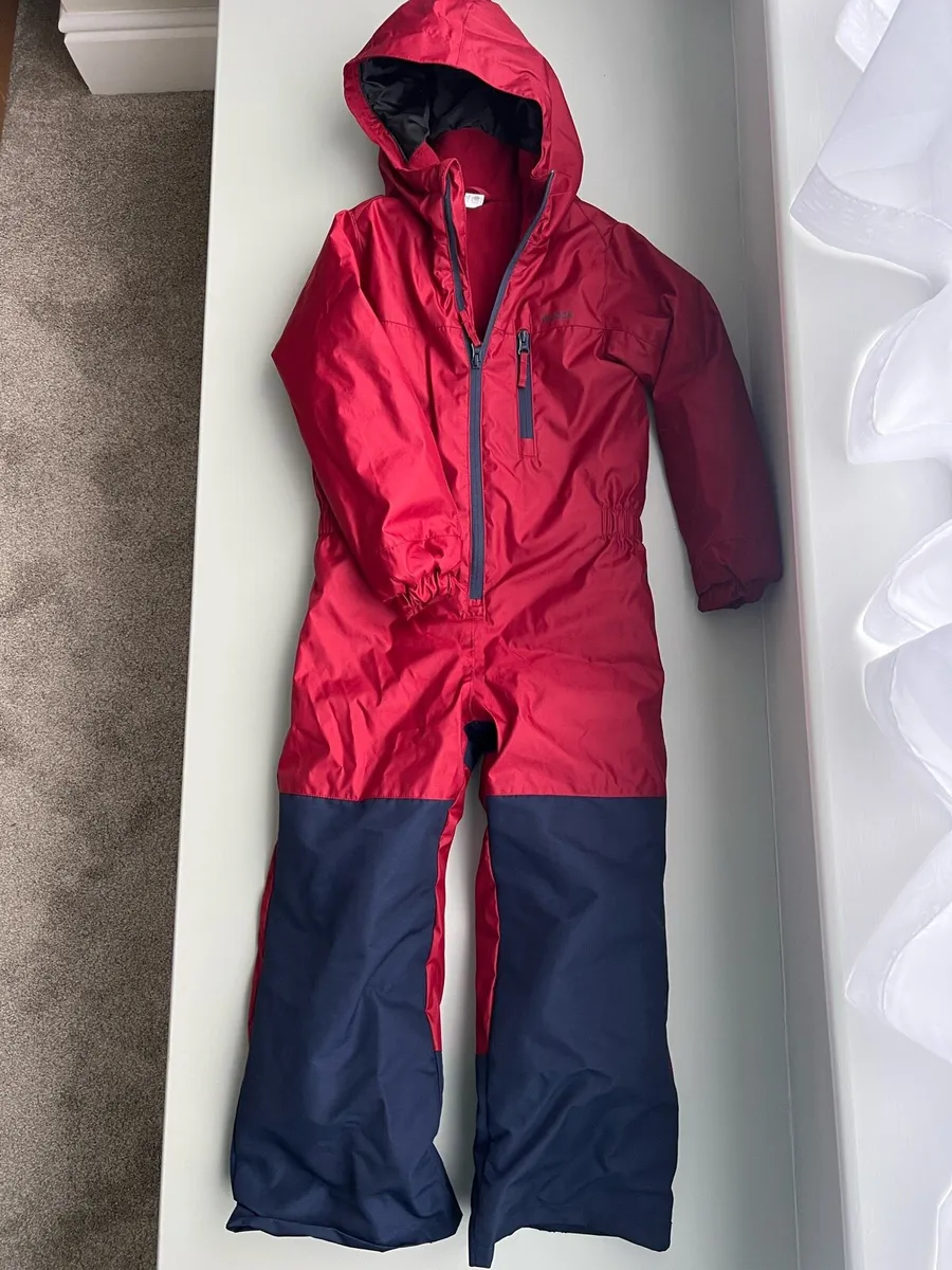 Boys snow suit 6 year old