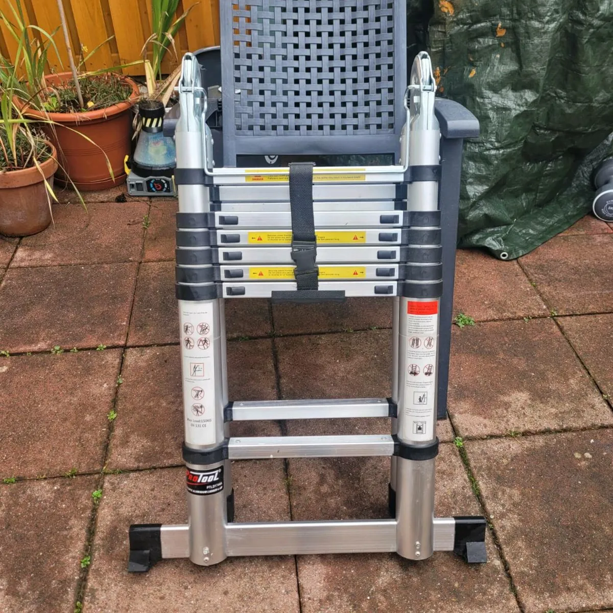 Telescopic A frame ladder - Image 1