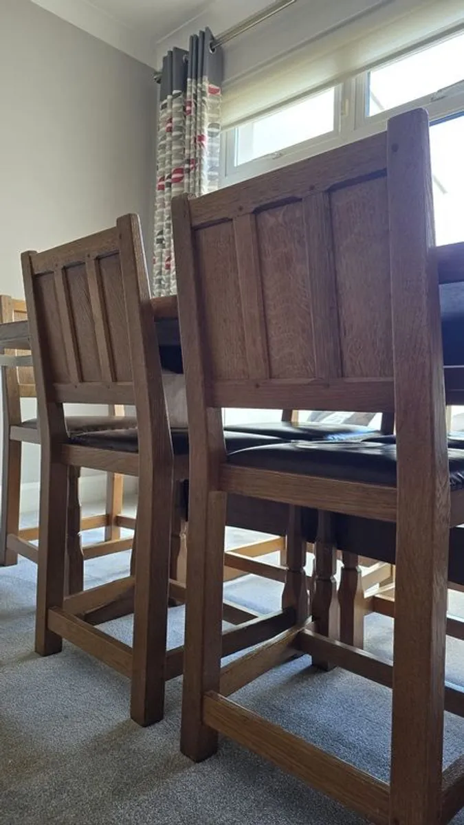 Vintage 'Beaver' Dining table and Chairs. - Image 3