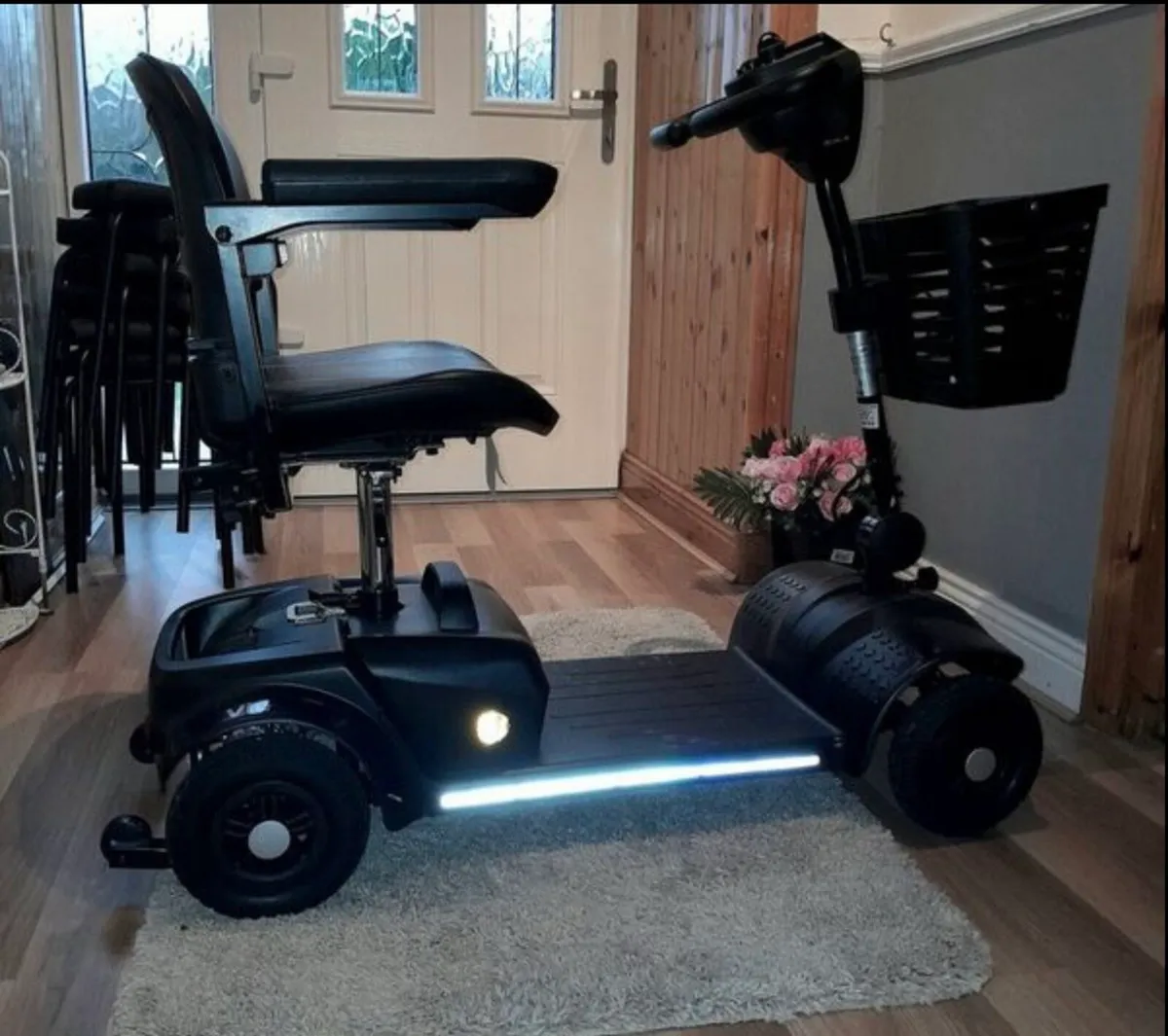 Rascal Vie Mobility Scooter - Image 2