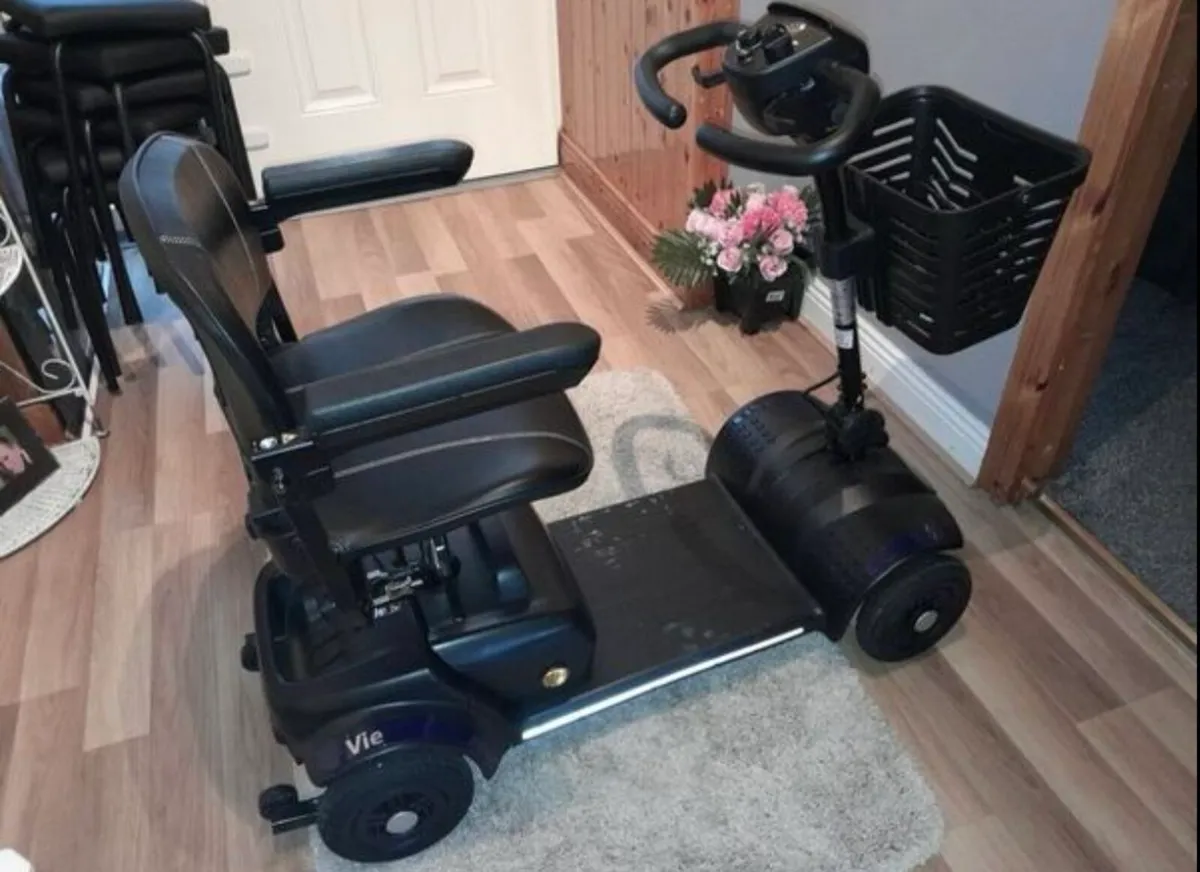 Rascal Vie Mobility Scooter - Image 3
