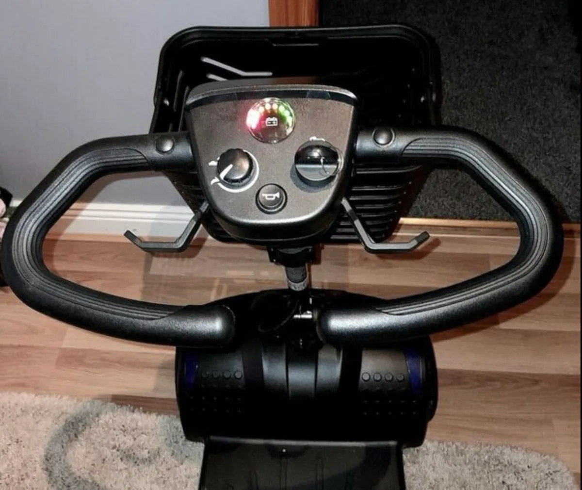 Rascal Vie Mobility Scooter - Image 4
