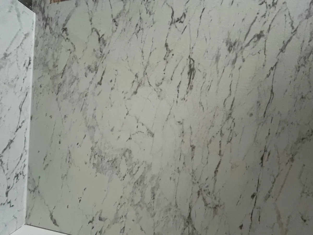 Laminate kitchen countertop with up stand - Image 4