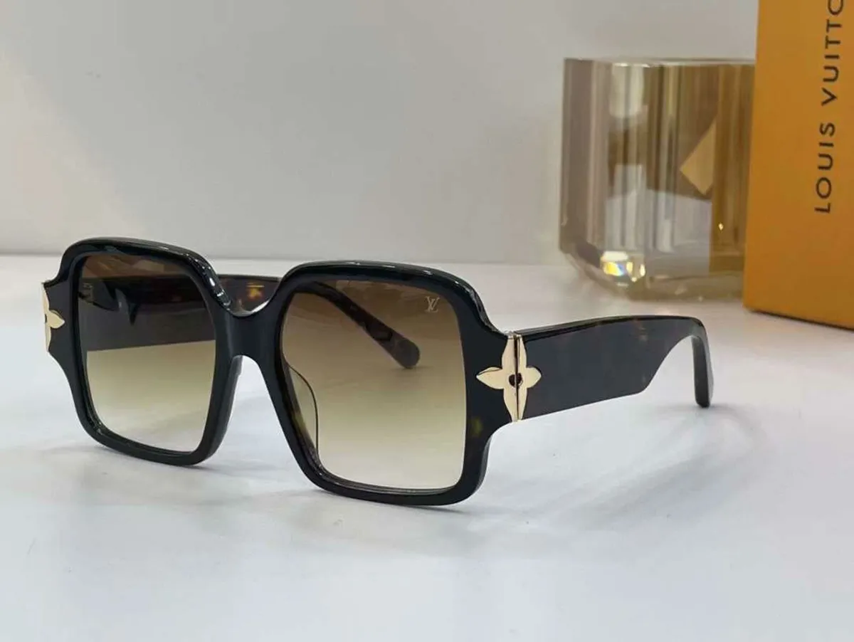 Louis Vuitton Blosson Edge Tortoishell Sunglasses - Image 1