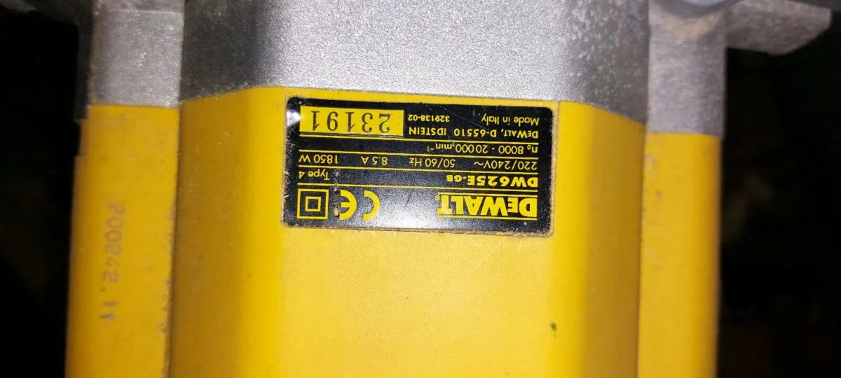 ROUTER + TABLE + DUST EXTRACT - Image 3