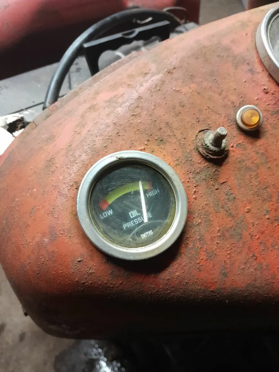 Ferguson 35 & Massey Ferguson Grabber - Image 4