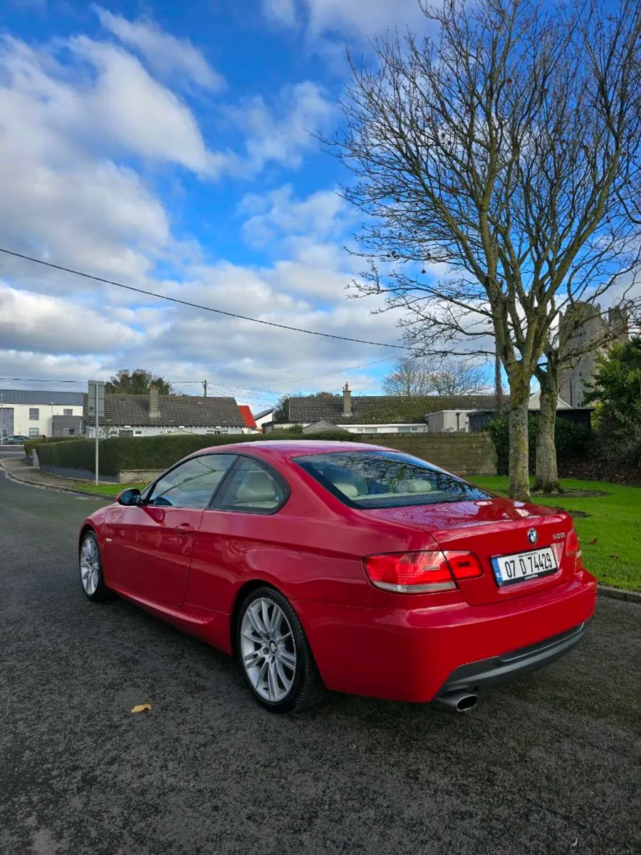 Bmw 320i M Sport (1 owner) - Image 3