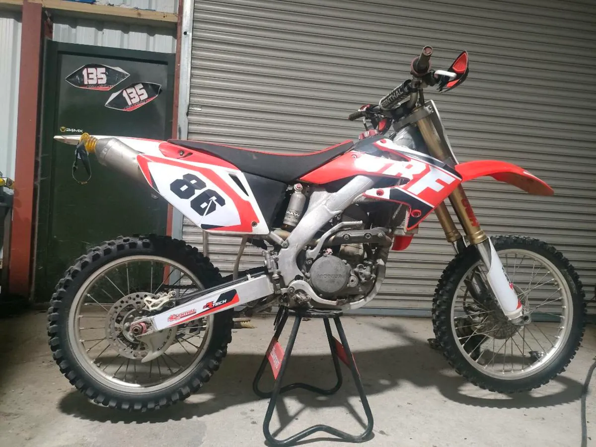 CRF250 - Image 1