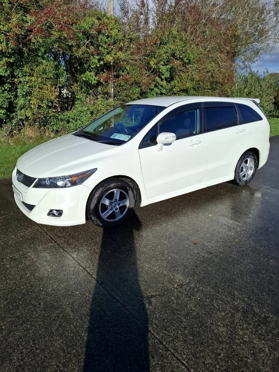 Honda Stream 2012 - Image 1