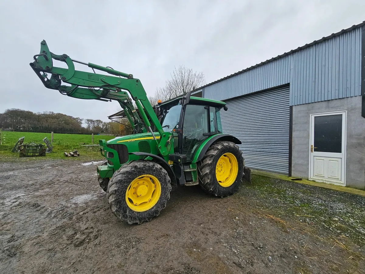 John Deere 5720 - Image 3