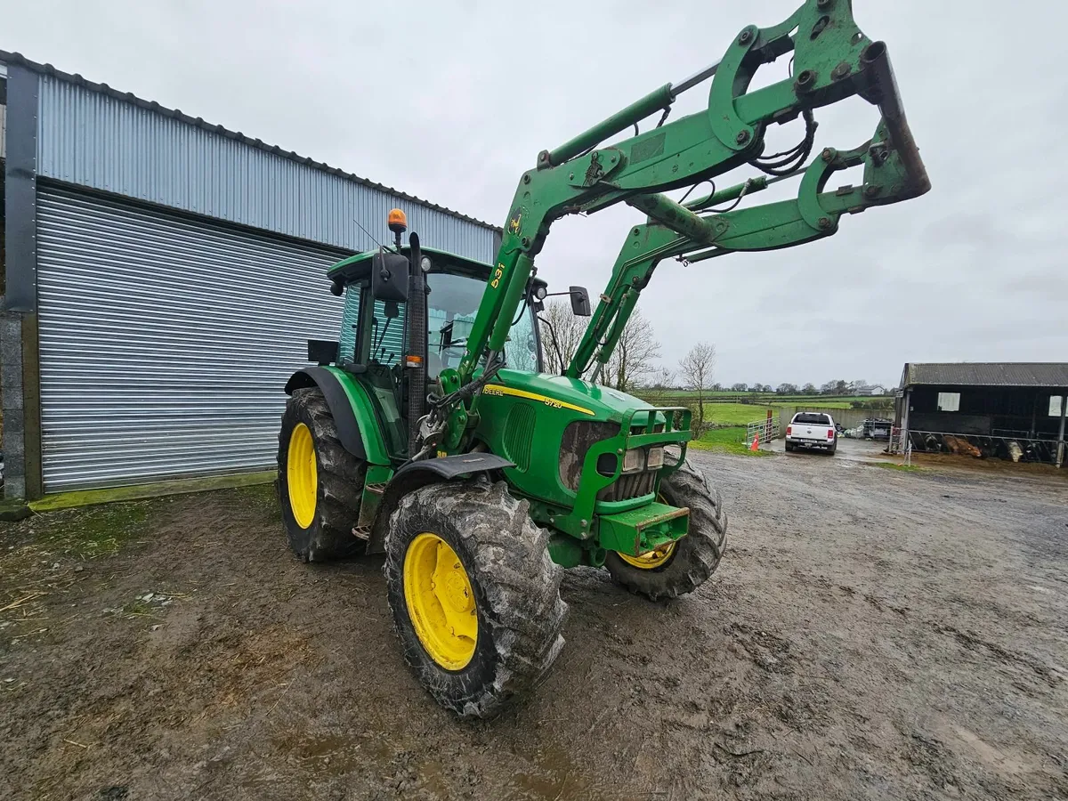 John Deere 5720 - Image 2