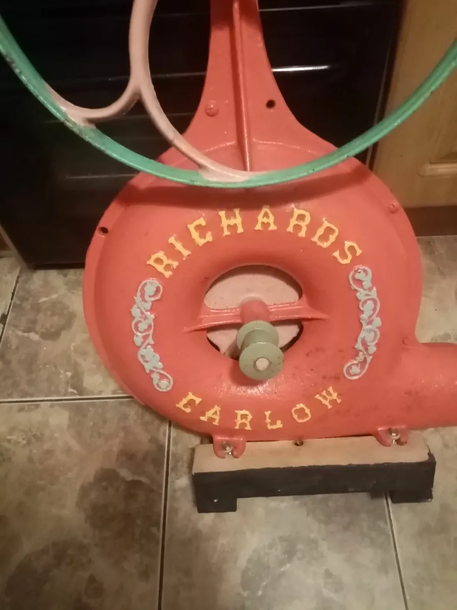 Richards Carlow Fanners - Image 1