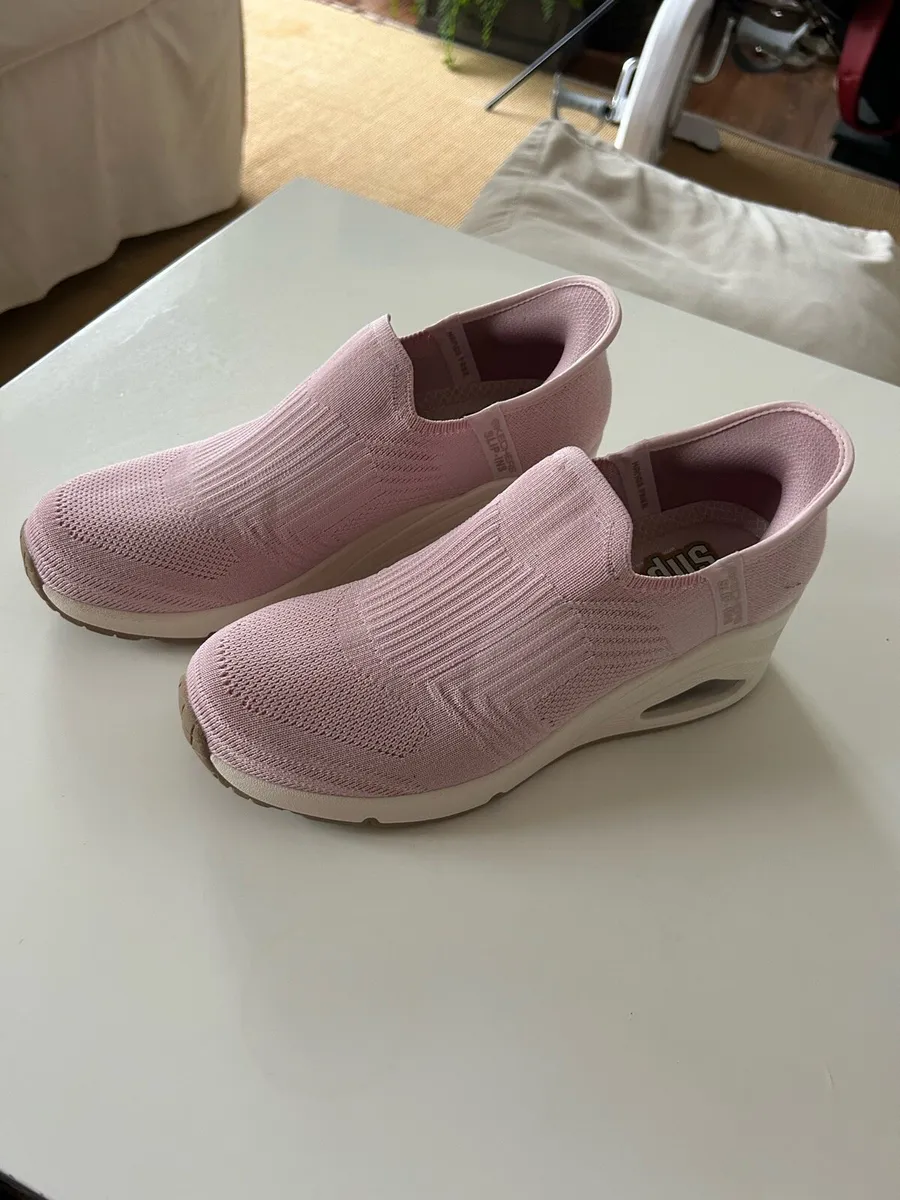 Pink Wedge Skechers Slip-INS - Image 3