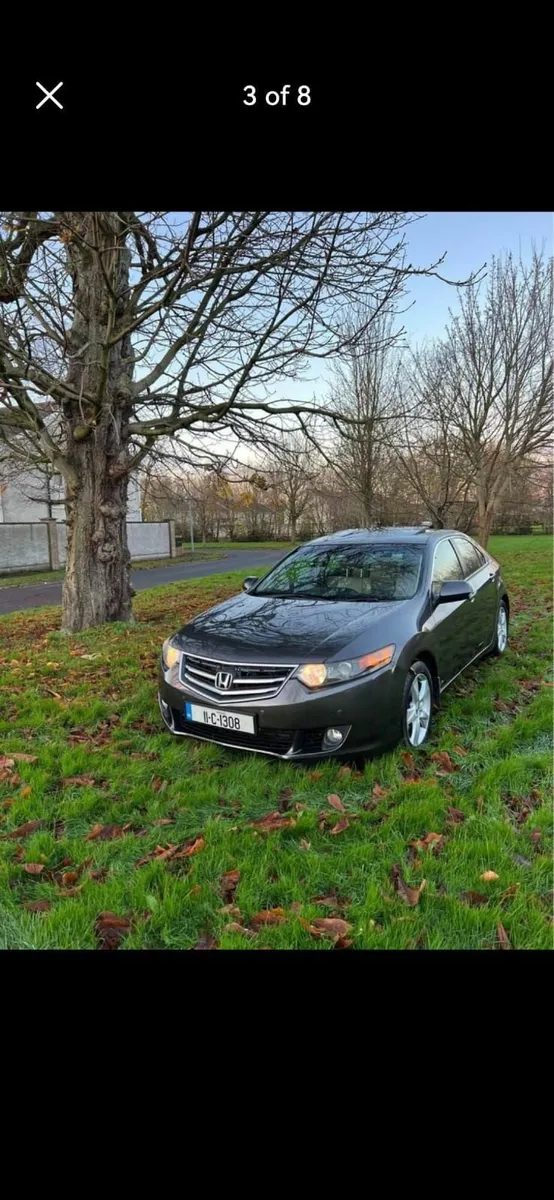 Honda Accord 2011 - Image 2