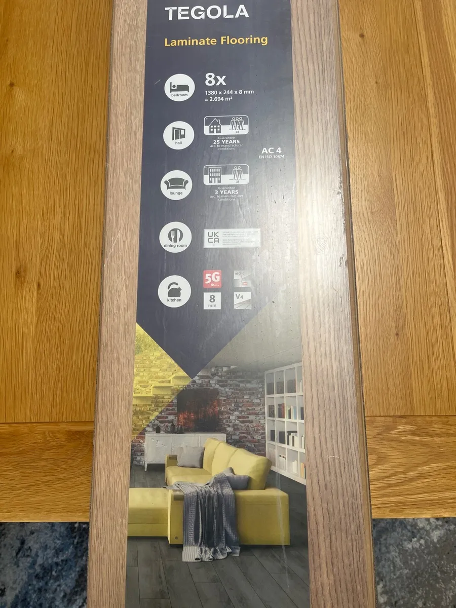 Laminate flooring - Image 1