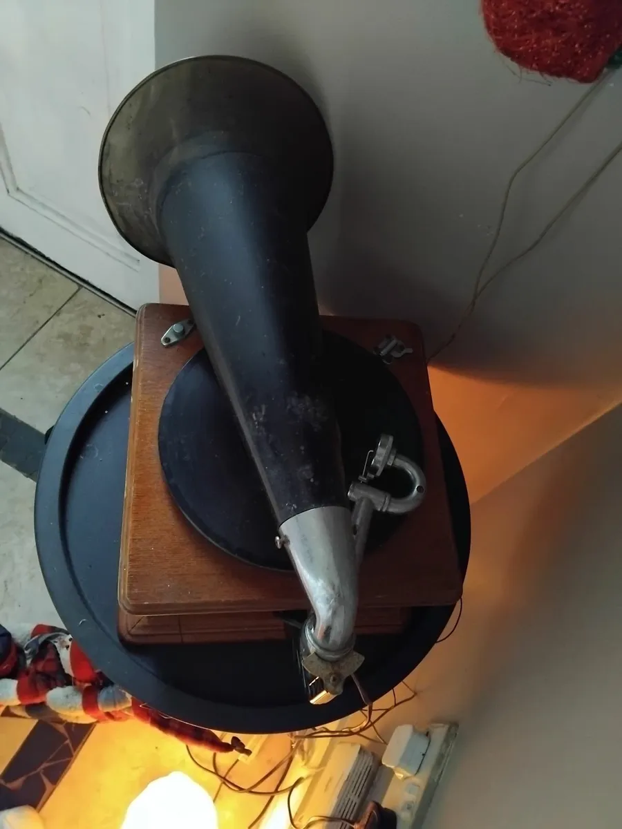 Thomas Home Phonograph - Image 2