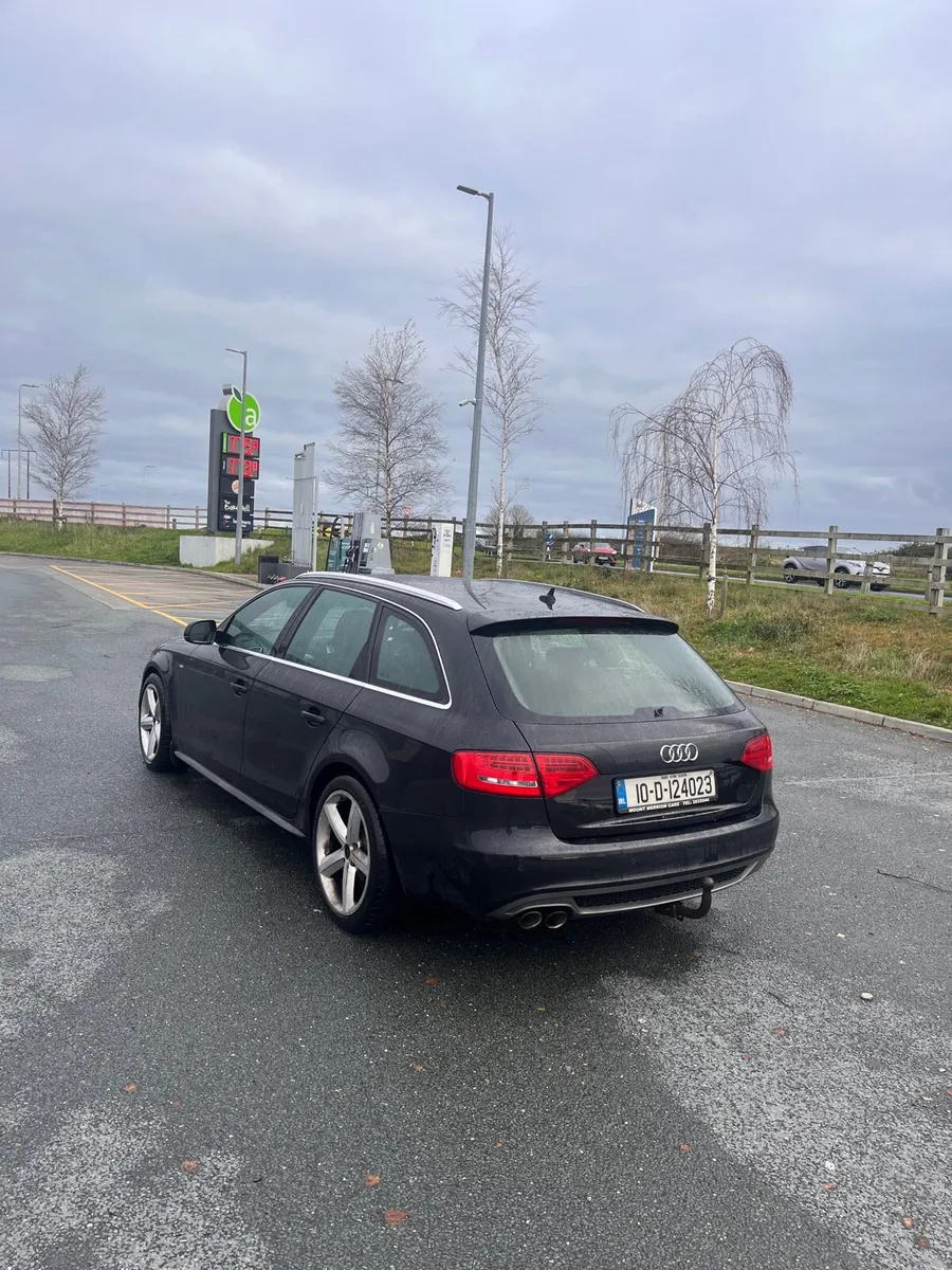 Audi A4 S-Line Avant - Image 4